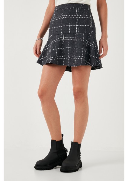 Kareli Volanlı Mini Kışlık Etek Bayan Etek 611ET00176W4 modelleri