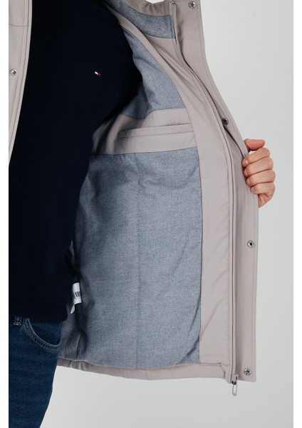 Standart Fit Su İtici Çıkarılabilir Kapüşonlu Mont Erkek MONT 497DEMIR indirimleri