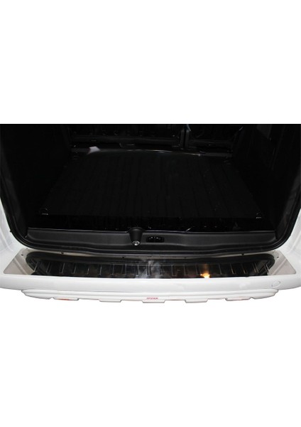 Peugeot Tepe Arka Tampon Eşiği Krom 2008 ve Sonrası