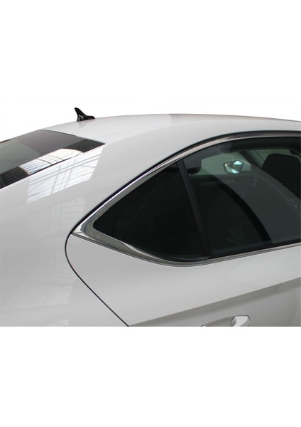 Skoda Super B8 Cam Çerçevesi 12 Prç Krom 2015 ve Sonrası