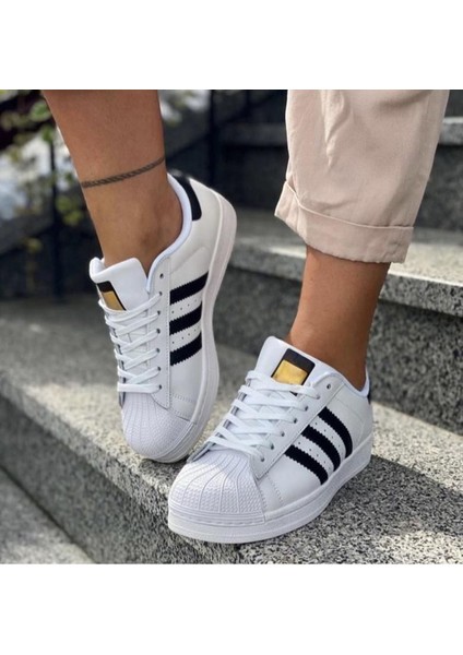 Star Beyaz Siyah Bağcıklı Sneakers fiyatları
