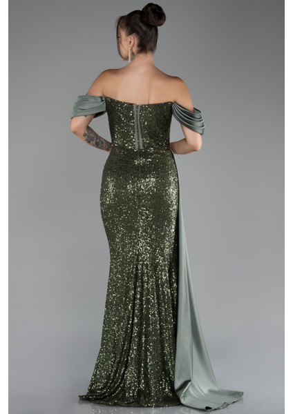 Kayık Yaka Yırtmaçlı Kuyruklu Uzun Pullu Abiye ABU4085 fiyatları