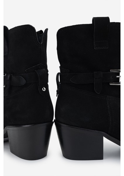 Kadın Siyah Nubuk Topuklu Bot 1075 055172-35 Bn Bot SK24-25 Sıyah Nbk fırsatları