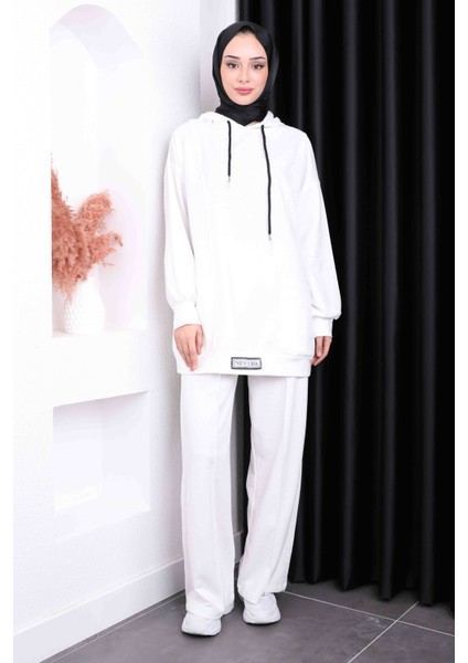 Ekru Önü Etiketli Iki Iplik Tesettür Takım