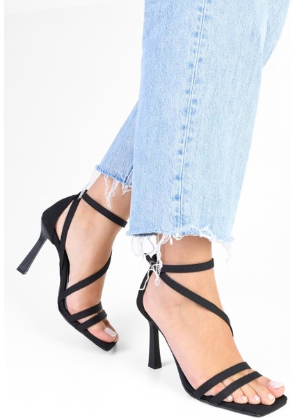 Kadın Mules Siyah Saten Topuklu Ayakkabı