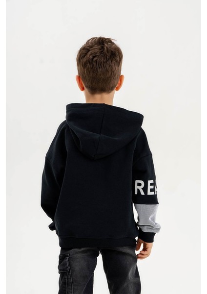 Kapüşonlu Ribanalı Pamuk Erkek Çocuk Sweatshirt fırsatları