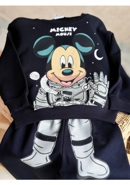 Erkek Çocuk Mickey Mouse Uzayda Temalı Astronot Mickey Baskılı Sweatshirt Eşofman Alt Üst Takım Eşofman Takımı fırsatları