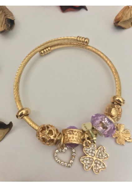 Kadın Çelik Yonca Charmlı Altın Gold Renk Bileklik