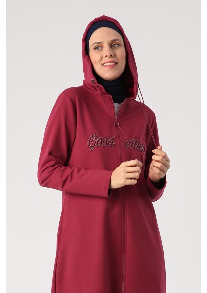 Koyu Bordo-Aplike Nakışlı Çift Kordonlu Kapüşonlu Hırka