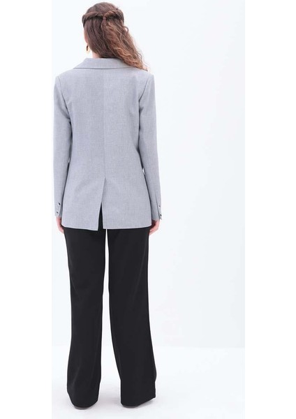 Gri-Astarlı Blazer Ceket