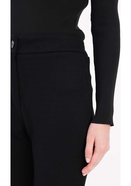 Siyah-Rahat Kalıp Dar Paça Pantolon indirimleri