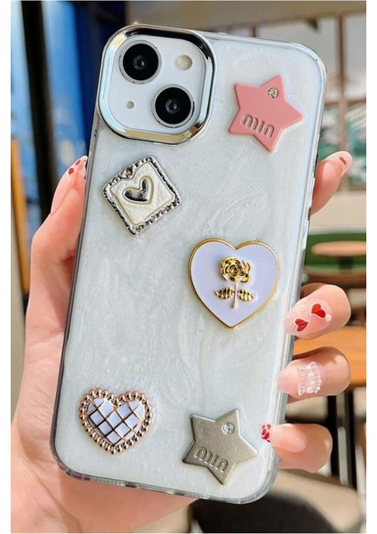 Apple iPhone 15 Uyumlu 3D Taş Kurdele Kelebek Kalp Işleme Motifli Sert Kapak