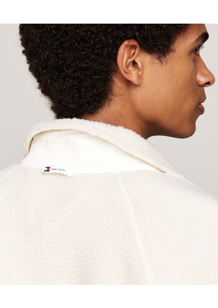 Tommy Jeans Badge Teddy Overshirt fırsatları