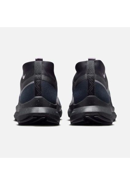 W React Pegasus Trail 4 Gore-Tex Kadın Lacivert Koşu Ayakkabısı