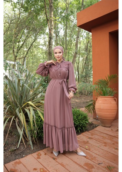 Bel ve Boyun Bağcıklı Dantel Detaylı Uzun Şifon Elbise - 50019.048 - Soğan fırsatları