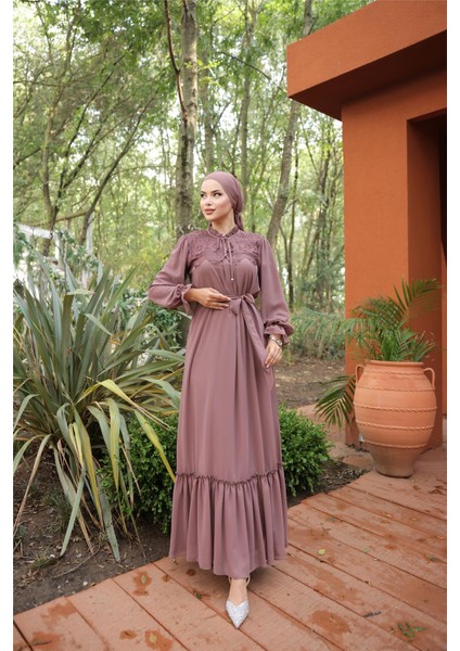 Bel ve Boyun Bağcıklı Dantel Detaylı Uzun Şifon Elbise - 50019.048 - Soğan indirimleri