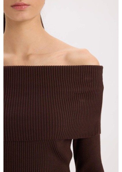 Fitted Omuzu Açık Fitilli Kaşkorse Bluz E0245AX24WN