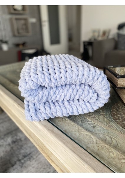 Açık Gri Puffy El Örgüsü Battaniye