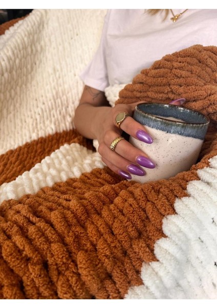 El örgüsü sıcak battaniye, 100x170 cm, beyaz ve tarçın, yün, düz tasarım modelleri