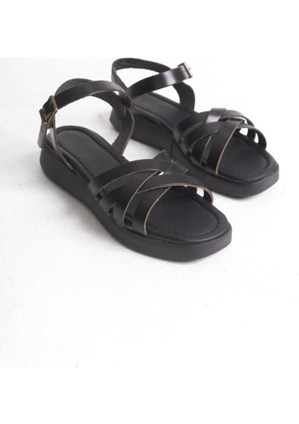 Kadın Deri Düz Topuklu Tam Kalıp Çapraz Bantlı Günlük Sandalet fiyatları