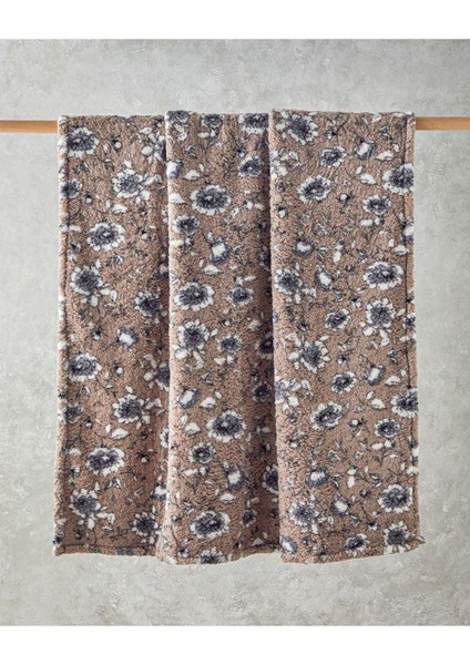 Yumuşak ve şık vizon peluş battaniye, sıcaklık ve rahatlık sunar. indirimleri