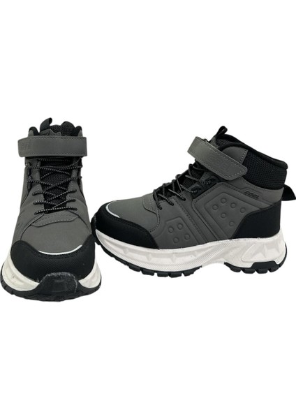 Kids Harvey Çocuk Outdoor Bot Füme fırsatları