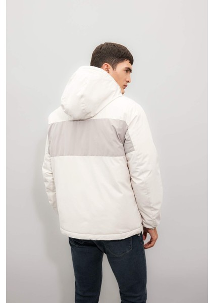 Regular Fit Kapüşonlu Fermuarlı Mont C6595AX24AU indirimleri