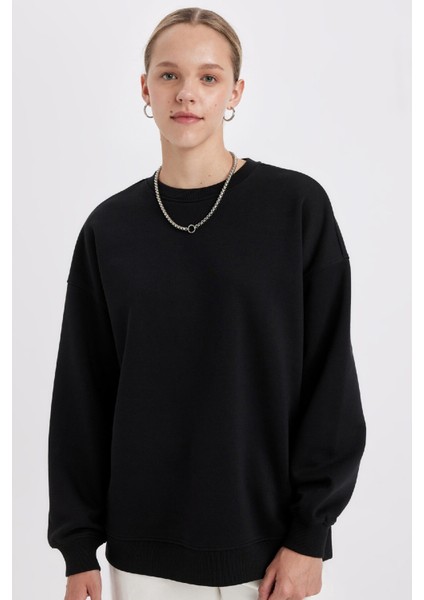 Okula Dönüş Oversize Geniş Kalıp Bisiklet Yaka Basic Düz Kalın Sweatshirt Y1346AZ24WN