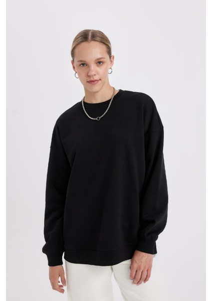 Okula Dönüş Oversize Geniş Kalıp Bisiklet Yaka Basic Düz Kalın Sweatshirt Y1346AZ24WN