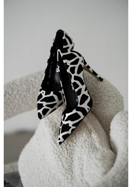 Özel Seri Klasik Stiletto Zebra