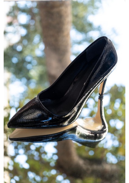 Özel Seri Klasik Stiletto Siyah Kırışık