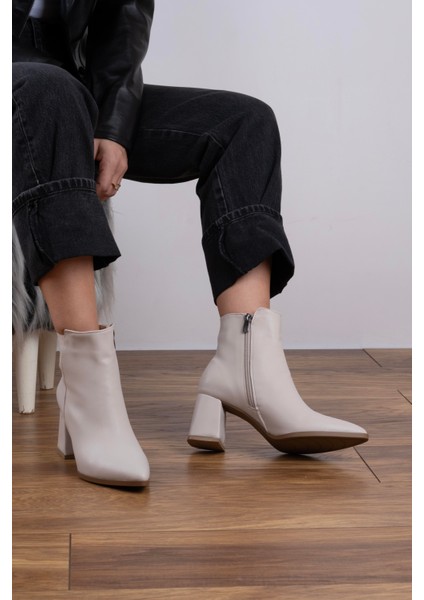 Topuklu Bot Bej fiyatları