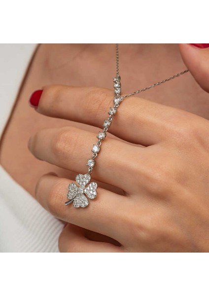 Gümüş Sıralı Zirkon Taşlı Yonca Kadın Kolye modelleri