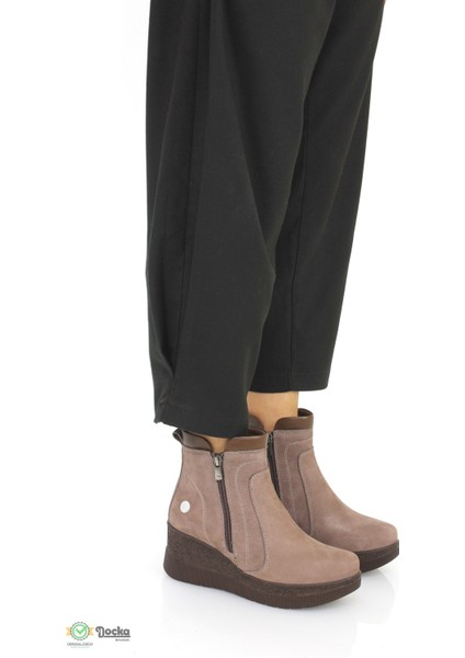 Kadın Ortopedik Hakiki Deri Bağcıksız Dolgu Topuk Bot M25/KB4340 fiyatları