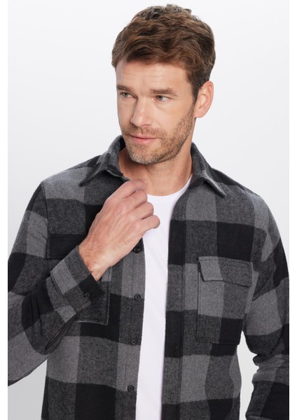 Erkek Slim Fit Dar Kesim Oduncu Çift Cep Kapaklı Kareli Kışlık Gömlek