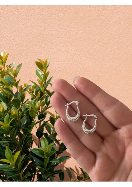 925 Ayar Desenli Büyük Çizgili Ay Küpe Gold fiyatları