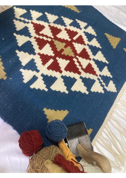 Kilim Saf Yün Kök Boya modelleri