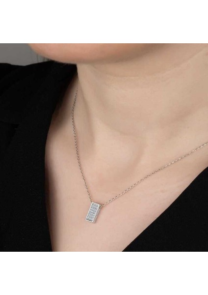 Swarovski Taşlı Gümüş Sırataş Bayan Kolye