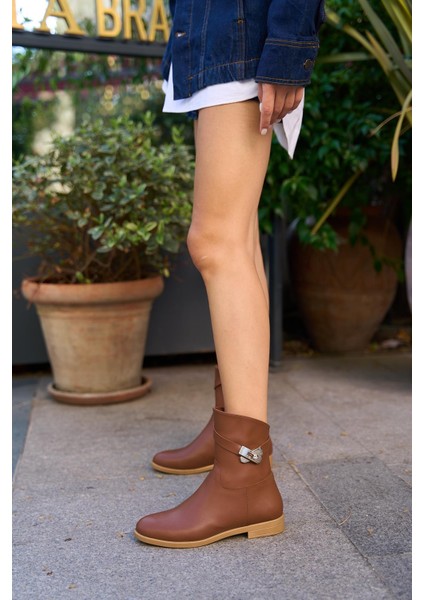Taba Kadın Toka Aksesuarlı Kadın Deri Bot fiyatları