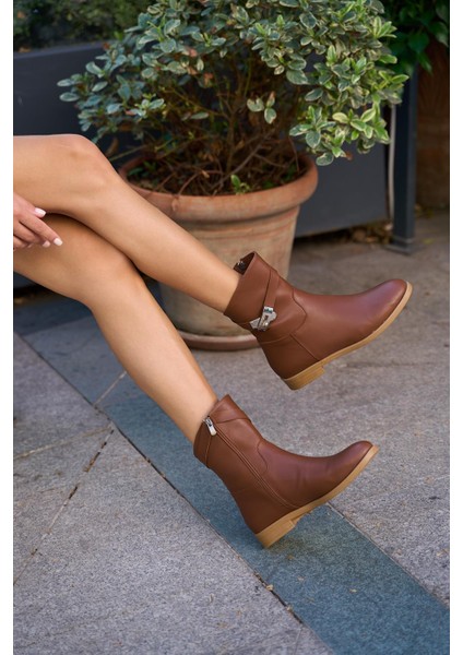 Taba Kadın Toka Aksesuarlı Kadın Deri Bot modelleri