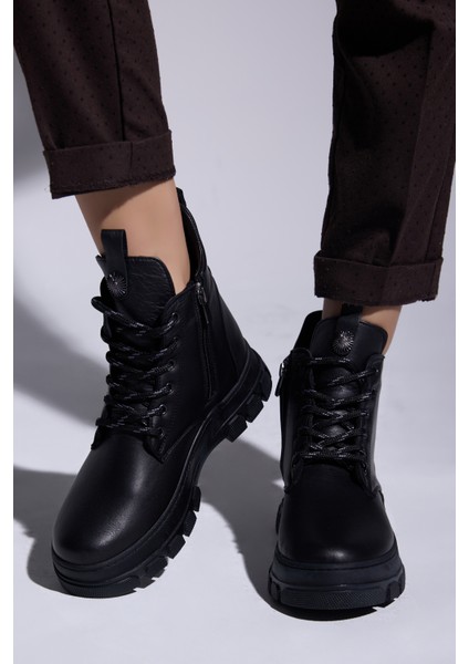 Angelika Deri Bağcıklı Kadın Bot