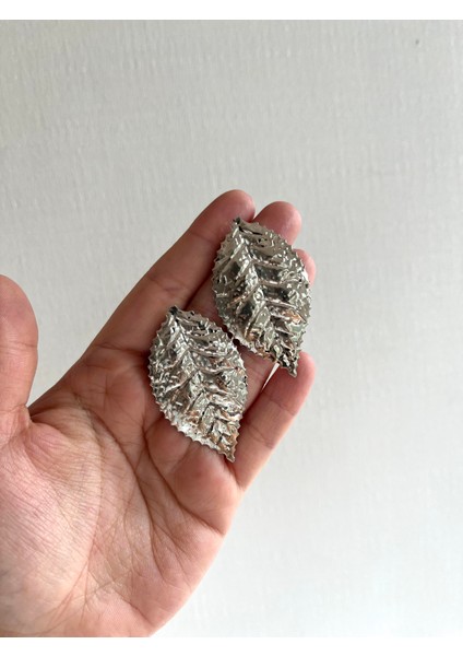 Yaprak Küpe Silver