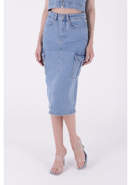 Kargo Cepli Detaylı ve Normal Belli Orta Boy Uzunlukta Kadın Kot Etek Açık Mavi denim Rıchmost