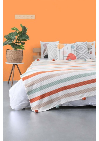 Renkli ponponlu ve çantalı 150x200 cm pamuklu sıcak battaniye