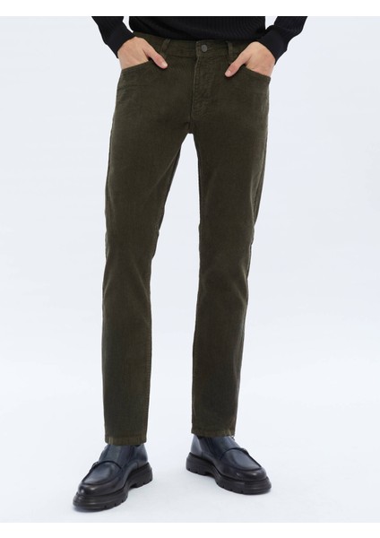 Haki Dokuma Slim Fit Kadife Casual Pamuk Karışımlı Pantolon modelleri