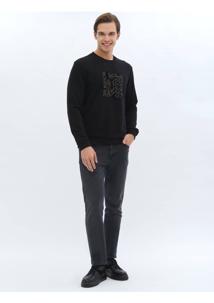 Siyah Bisiklet Yaka Baskılı Sweatshırt