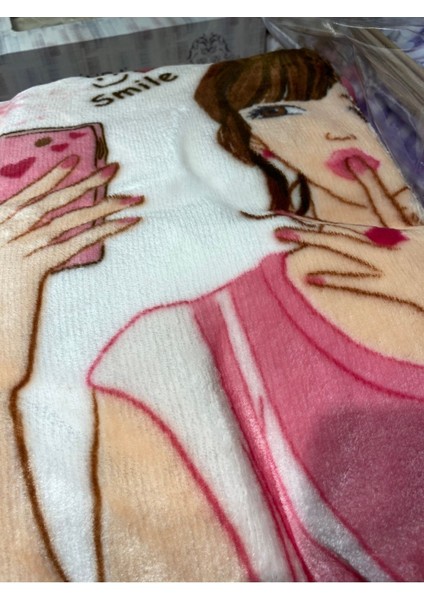 İnce Pembe Tek Kişilik Battaniye, 2 Kg, Hafif, Rahat, Antibakteriyel, Polyester, Mevsimlik modelleri