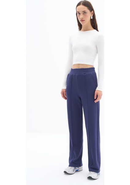 Lubna Pantolon - Nervür Dikiş Detaylı Üç Iplik Pamuklu Kumaş Wide Leg Lacivert Pantolon fiyatları