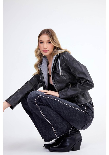 Kapüşonlu Suni Deri Crop Biker Ceket