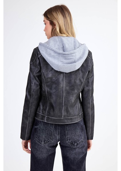 Kapüşonlu Suni Deri Crop Biker Ceket